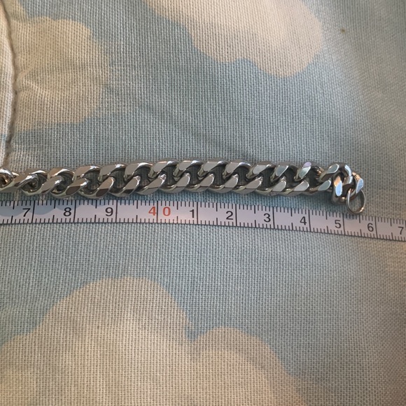 Men’s Silver Chain - Picture 2 of 4